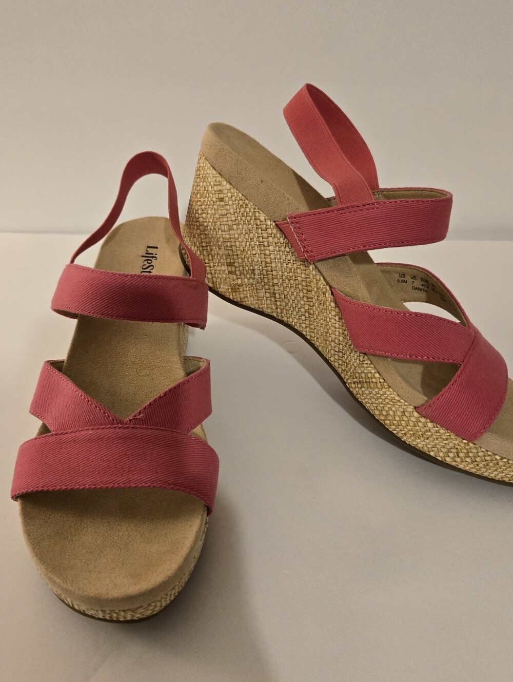 Life Stride Soft System New Womens Danita Pink Canvas Espadrille Wedge Sandal9.5